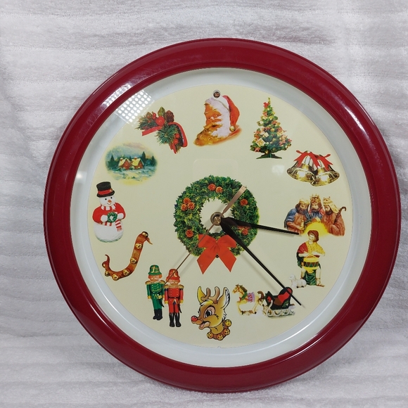 Maisto Holiday Vintage Musical Christmas Clock By Maisto 3 1999
